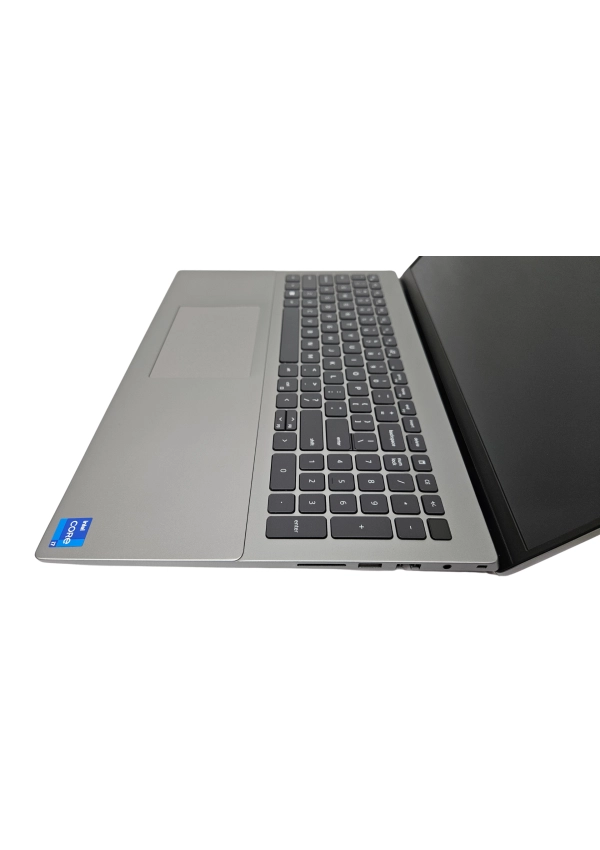 DELL Vostro 5630 i7-1360P 16GB 512 SSD 16